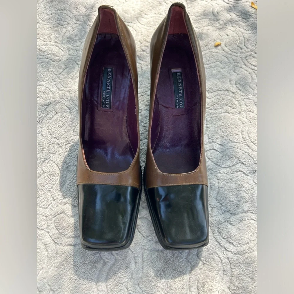 Kenneth Cole New York great shape
